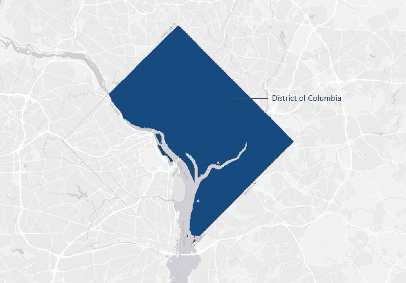 Map presenting top defense contract spending locations within the District Of Columbia with an overlay showing the positions of key military installations differentiated by service and active/reserve affiliation.